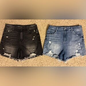 Risen high waisted shorts